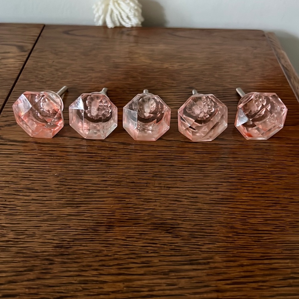 Set of 5 knobs, pink crystal shaped